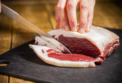 鶴居村特産 エゾシカ背ロース肉ブロック　400g×1パック