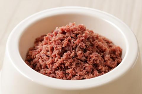 『鶴居ジビエ』無添加ペットフード エゾシカパラパラミンチ　200g×5パック　エゾ鹿　鹿肉