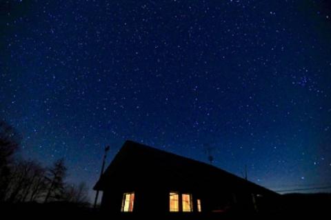 マナミキャビン1泊2日宿泊【ロシア製バレルサウナ完備】