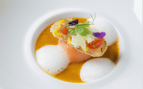 【東京丸の内】Sens & Saveurs（サンス・エ・サヴール）北海道白糠食材SPECIALディナーコース 3名様_Y180-0539