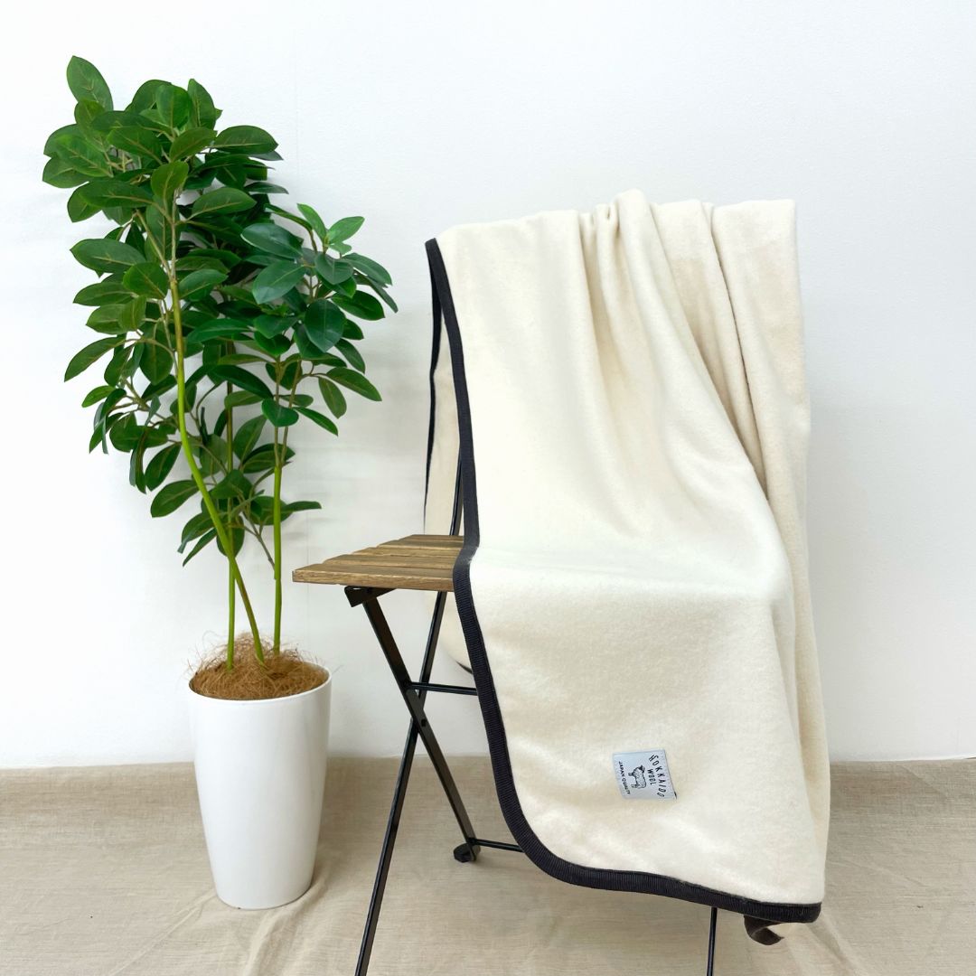 北海道ウールブランケット【キナリ・フリーサイズ1枚】_D037-1244