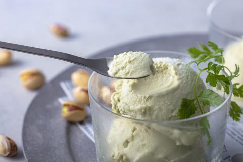 「THE ICE」1リットル ピスタリッチ【高島屋選定品】【be123-1366】（北海道 別海町 高島屋 ピスタチオ ふるさと納税  )