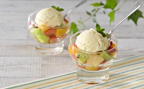 御礼！ランキング第1位獲得！【森永乳業】業務用！北海道マスカルポーネチーズ ９００ｇ