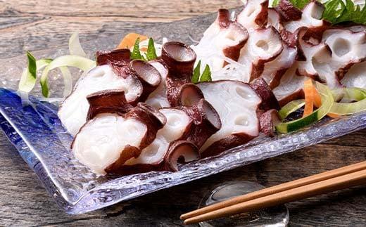 羅臼産たこ足カット真空 2kg タコ 刺身 おかず 酒の肴 北海道 魚介  海の幸 海産物 刺身 ごはん おかず おつまみ 酢の物 たこ焼き  カルパッチョ アヒージョ 国産 贈り物 ギフト 送料無料 知床 海の幸 ●