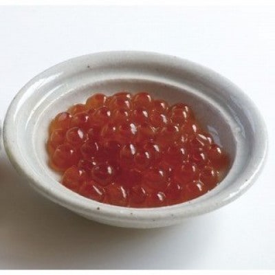 いくらしょうゆ漬け300g(化粧箱入り)【配送不可地域：離島】
