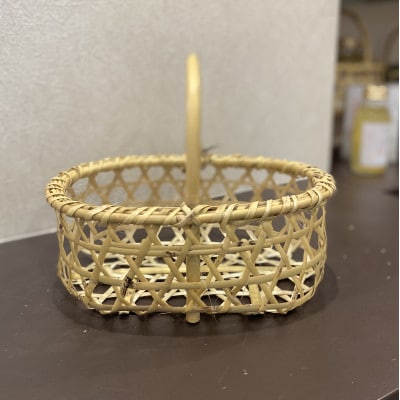 津軽竹籠と水を一滴も使わない丸絞りりんごジュース5本セット