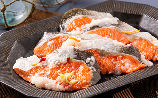 飯寿しセット(紅鮭 200g＆にしん 300g)【配送不可地域：離島】