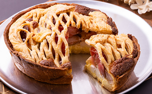 りんごまるごとアップルパイ 18cm×1個【配送不可地域：離島・沖縄県】