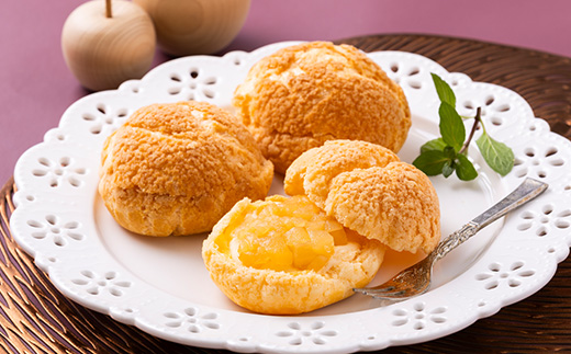 りんごのクッキーシュー　1箱(計12個入り)【配送不可地域：離島】