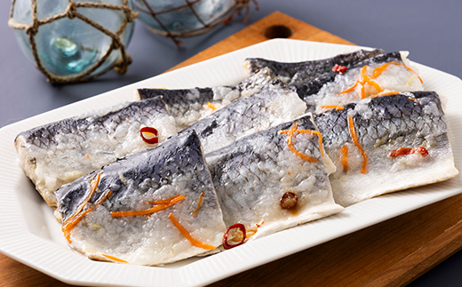 飯寿しセット(紅鮭 200g＆にしん 300g)【配送不可地域：離島】