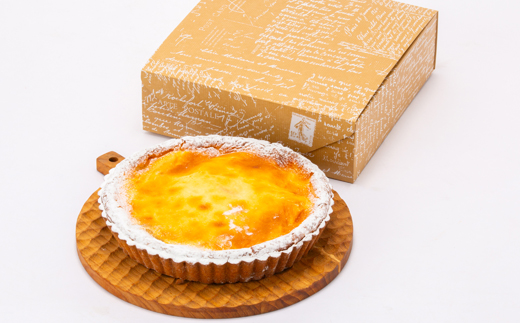 青森りんごのチーズタルト　1ホール(15cm)【配送不可地域：離島】
