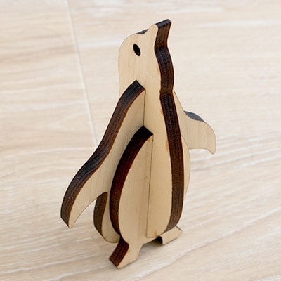 ヒバで出来たバストーイ、ひば丸「ペンギン」