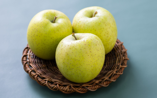 【訳ありりんご】青森市産葉取らず王林約3kg(お試し用)【配送不可地域：離島・沖縄県】