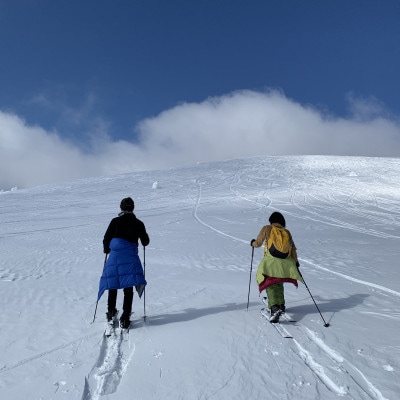 気軽に春の八甲田の壮大な大雪原をSnowHikeで楽しもうツアー1名様【体験時間:約2.5時間】