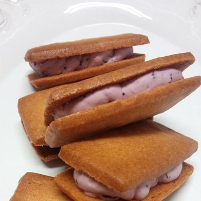 青森カシスのバターサンド 10個入り【配送不可地域：離島】