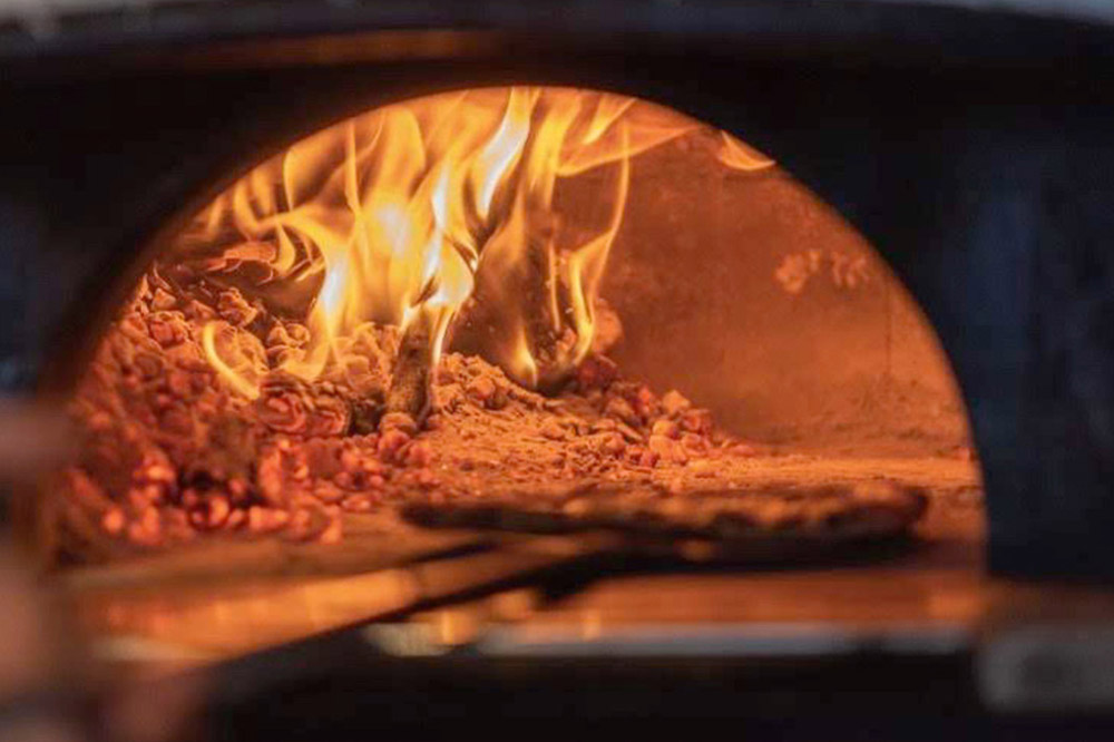 【青森県弘前市】ピッツェリア ミーアで使える商品券 10,000円分(1,000円券 × 10枚)【メール便】