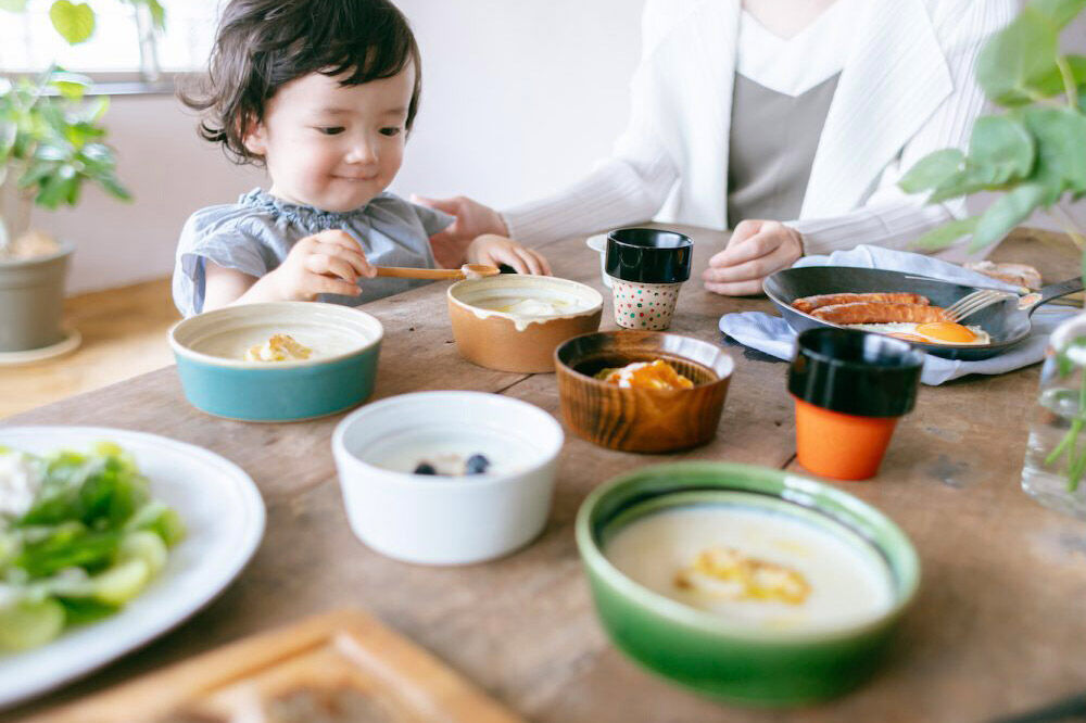 【寄附金額見直しました】aeru 津軽塗りの こぼしにくい【コップ】（緑七々子塗り）食器 津軽塗 湯呑 湯呑み 湯のみ ぐい呑み ベビー 赤ちゃん 子供 介護 高齢者 プレゼント ギフト ベビー用品 ベビー食器 こども食器 おしゃれ 津軽塗り 工芸品 青森 青森県