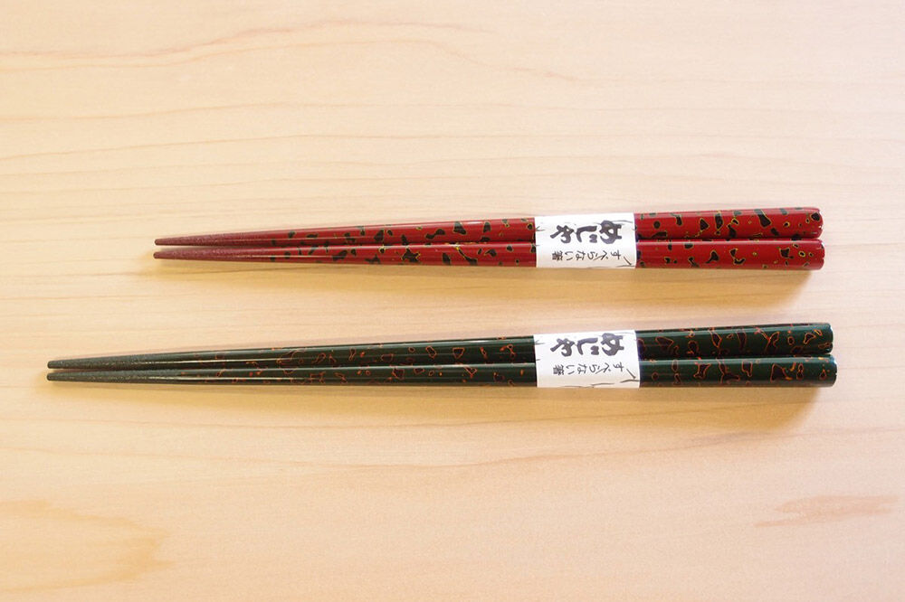 【寄附金額見直しました】津軽塗 夫婦箸 めじゃ 唐塗 緑（大）・赤（中）