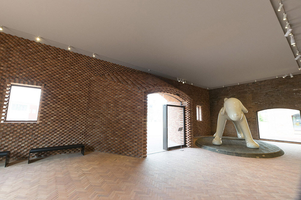 【寄附金額見直しました】【タクシーでらくらく移動】着地型弘前さくらまつり見学ツアー 3名様ご招待 [ホテル宿泊券 入場券 食事券 桜まつり]