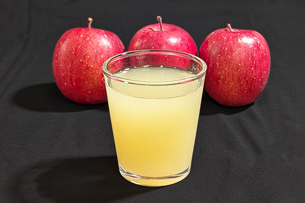 りんごジュース 青森県産葉とらず栽培りんご使用 ストレート果汁100％【葉乃果りんごジュース】1000ml×6本 日本農業 青森県 弘前市 [葉乃果 ジュース りんごジュース フルーツジュース りんご ストレート 1リットル 1L 大容量 飲料 果実 果汁100％]