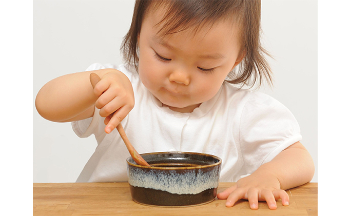 日本製新作aeru　砥部焼の こぼしにくい器　離乳食　ベビー食器 離乳食器セット