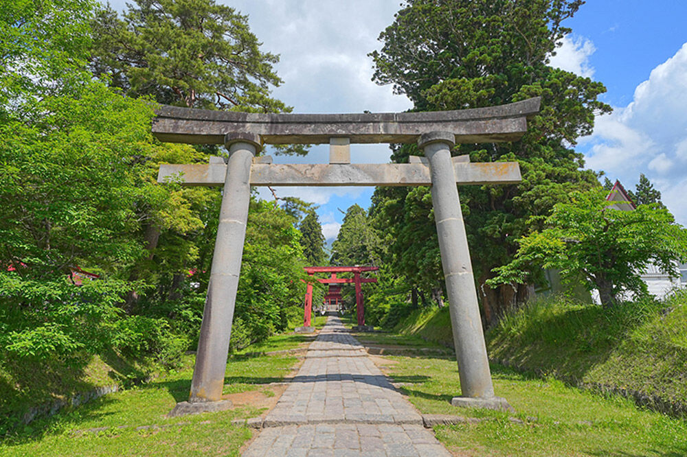 【寄附金額見直しました】【タクシーでらくらく移動】着地型弘前近郊ゴルフ・観光ツアー 2名様ご招待