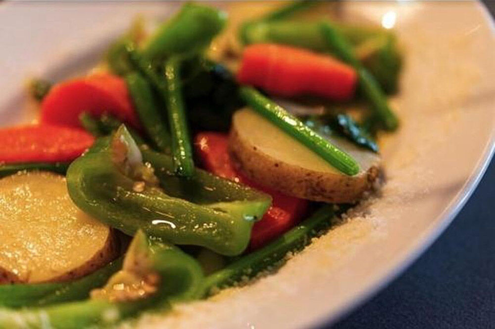 【寄附金額見直しました】【青森県弘前市】ピッツェリア ミーアで使える商品券 10,000円分(1,000円券 × 10枚)【メール便】