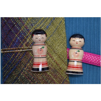 「こけス」ネクタイピン＆帯留め(赤りんご)