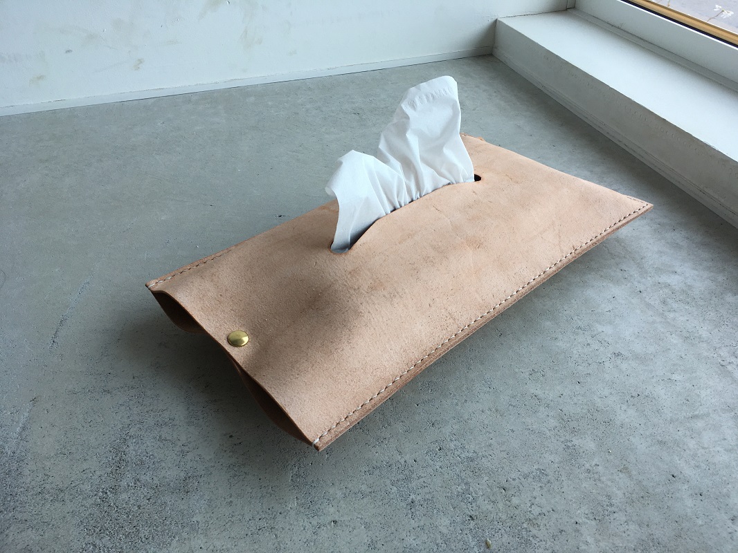レザーティッシュカバーとこ革