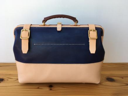 ※紺※本革レザードクターバッグ