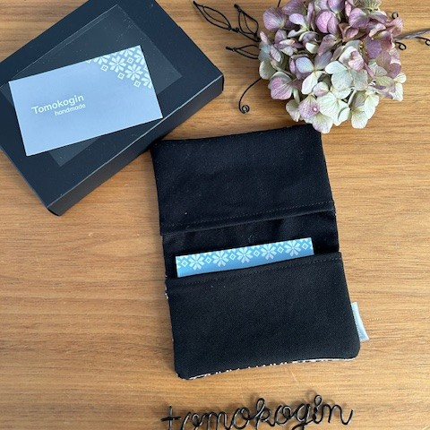 こぎん刺し　名刺入れ 黒×生成り カードケース ハンドメイド 手作り カード入れ こぎんざし こぎん 刺し子 雑貨 日用品 黒 ブラック | 青森 津軽 五所川原