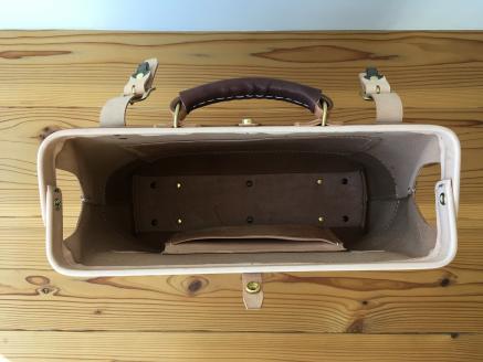 ※紺※本革レザードクターバッグ