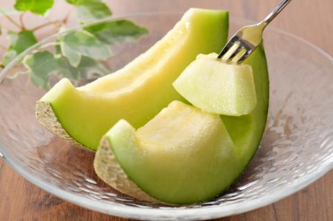 【2026年8月前半発送】青森のメロン 約8kg 青肉 4～6玉 秀～優