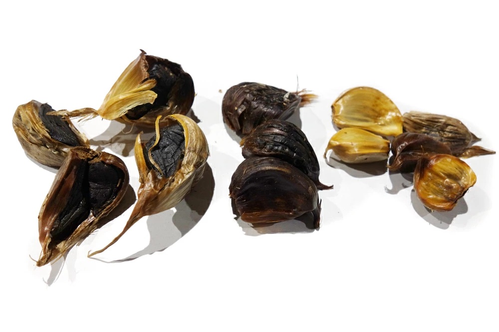 [訳あり] 元気・活力・健康の源！黒にんにく 山盛りセット (400g×2袋)｜青森 津軽 つがる ニンニク 料理 免疫 黒滝農園 [0349]