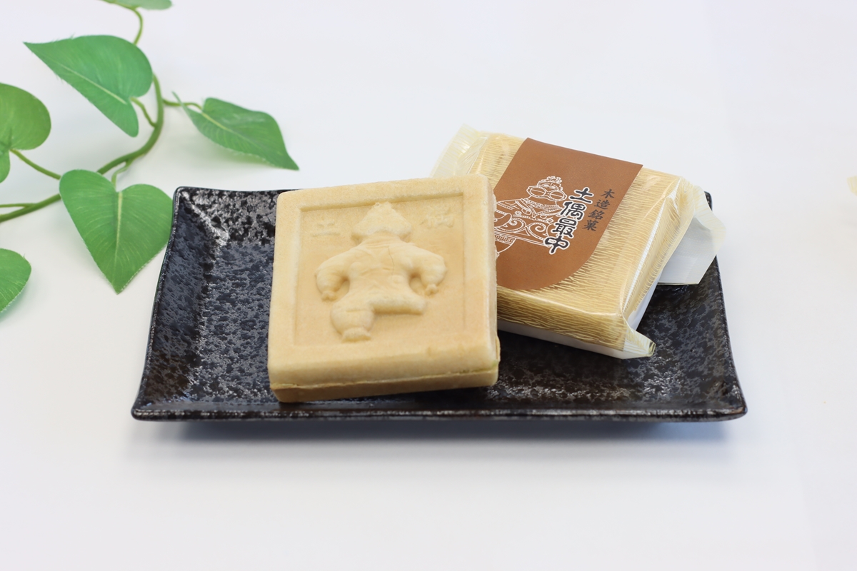 當麻の土偶最中 10個入り｜和菓子 もなか モナカ こしあん 餡 抹茶 銘菓 [0396]