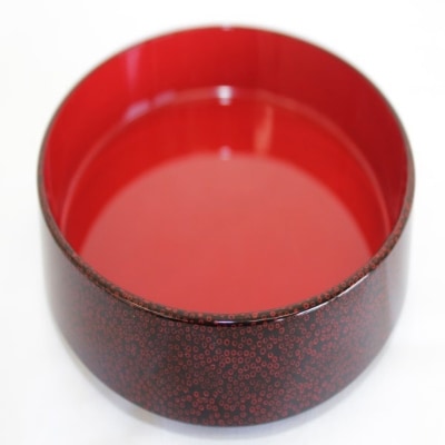 三百余年の伝統　『津軽塗(七々子塗)　菓子器(小)』【配送不可地域：離島・沖縄県】