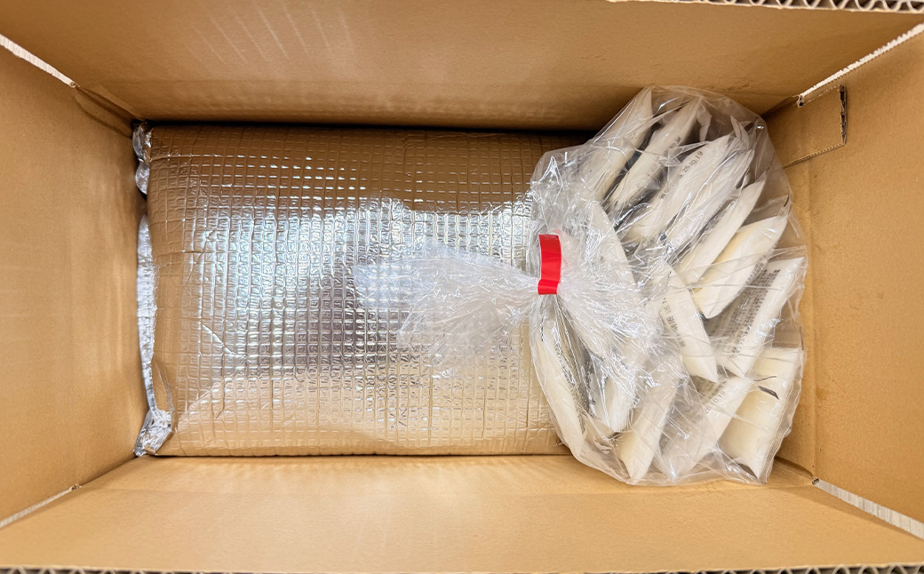 冷凍とろろ50g×15個＋精米まっしぐら2合（300g）×真空6Pセット【米 白米 こめ 長芋 山芋 イチョウ芋 大和芋 とろろ 粘り 冷凍 小分け パック 個包装 簡単 便利 プレーン 贈り物 贈答 ギフト 青森県 東北】【02402-0641】