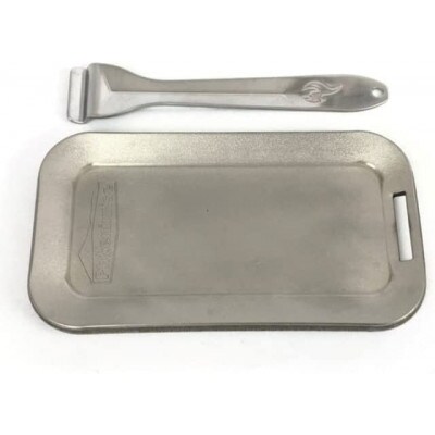 フェニックスライズの「焚き火テッパン(チタン)　厚さ5.0mm　メスティンサイズ」専用取っ手付き【配送不可地域：離島・沖縄県】