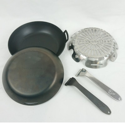 フェニックスライズのソロ用フライパン「コメット全鉄」とコメット用七輪「ひとり酒」ふた・取っ手付き【配送不可地域：離島・沖縄県】