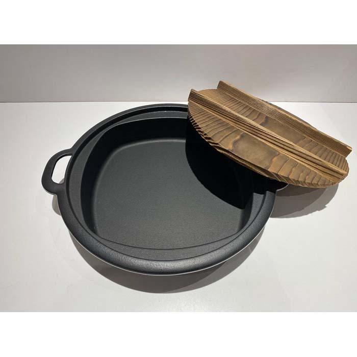 南部鉄器 すき焼き 兼用 餃子 鍋 直火対応 IH対応 岩鋳 日本製 木蓋 蓋付き すき焼き鍋 南部鉄器なべ 鉄分補給 貧血予防 キッチン キッチン用品 キッチングッズ 調理器具 南部鉄 鉄鍋 鉄分 健康 工芸品 民芸品 伝統工芸品 岩手 岩手県 盛岡市