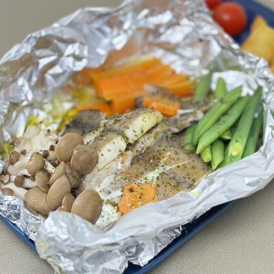 一夜干しかれい「マガレイ 2尾」と「かれいのホイル焼き」を得意料理にするセット MM0262【配送不可地域：離島】