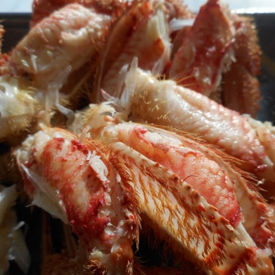 三陸宮古産　蒸し毛ガニ　200g～300g×2杯【配送不可地域：離島】