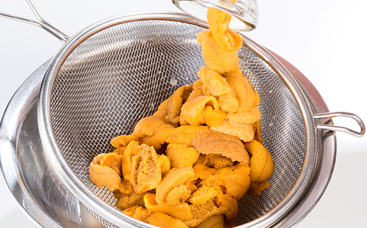 【2026年4月下旬以降順次発送】無添加生うに大瓶(150g×5本)岩手県産　ミョウバン不使用【配送不可地域：離島・北海道・沖縄県・近畿・中国・四国・九州】