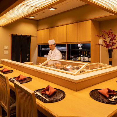 浄土ヶ浜パークホテルロイヤルスイートルーム【寿司会席1泊2食ペア宿泊券】