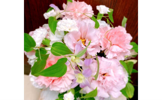 【定期便3ヶ月】日時指定可能 お供え用フラワーアレンジメント 【802】