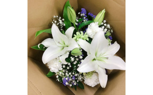 【定期便6ヶ月】日時指定可能 お供え用フラワーアレンジメント 【803】