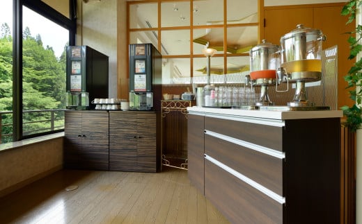 結びの宿 愛隣館 ペア宿泊券　里山ダイニングプラン 【1486】