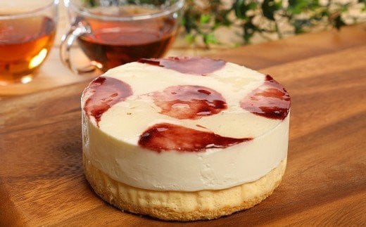 【お母さんいつもありがとう。】山ぶどうWチーズケーキ母の日ギフト（4号：直径12㎝） 母の日用（※2026年発送予約）