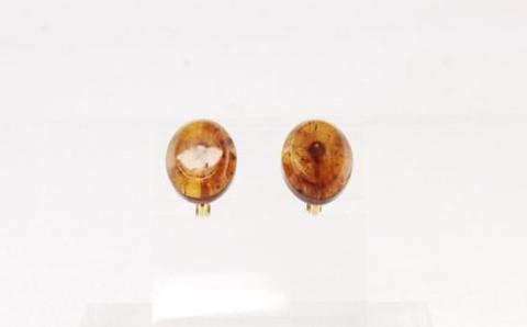 久慈産琥珀オーバルイヤリング