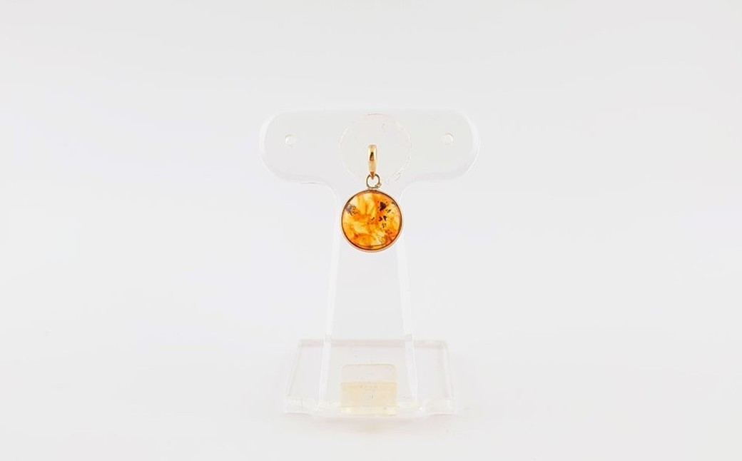 Amberlogue ペンダント 丸（金属素材：K10　琥珀：9mm　サイズ：全長15mm）